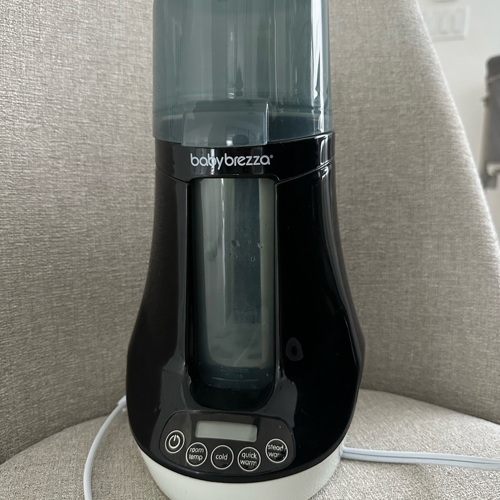 Baby Brezza Black and White Bottle Warmer